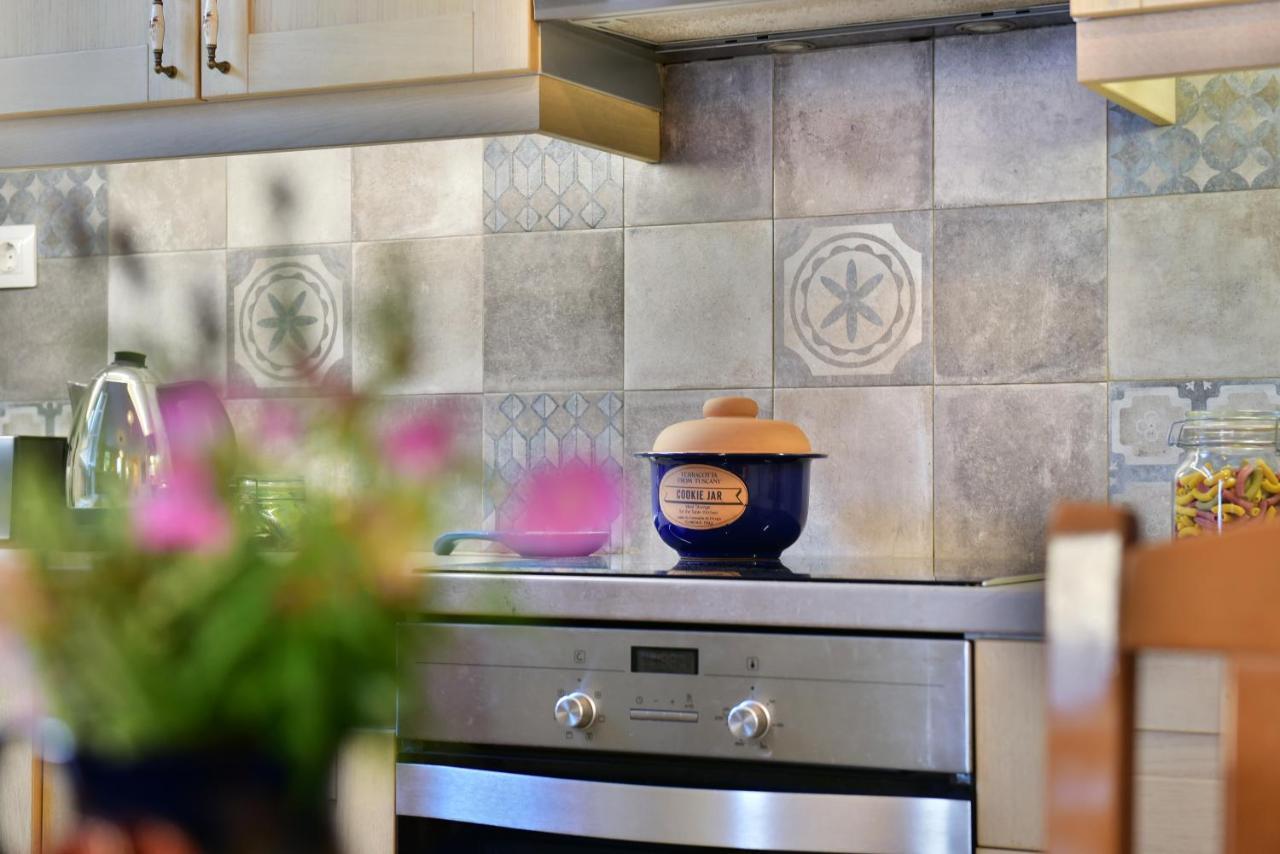 Feel At Home - Family House In Hydra 외부 사진